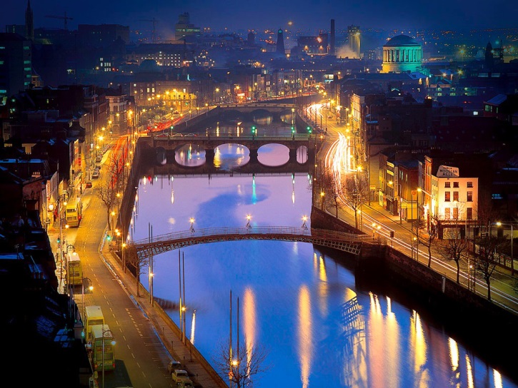 Dublin by night. (Foto: Silje Barø 2014).